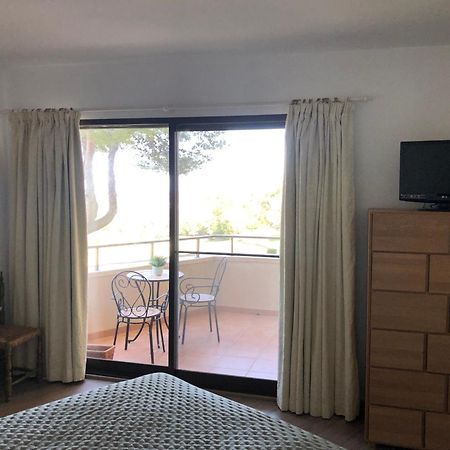 Habitacion Deluxe Con Bano Privado En Atalaya Apartagolf, Estepona Dış mekan fotoğraf